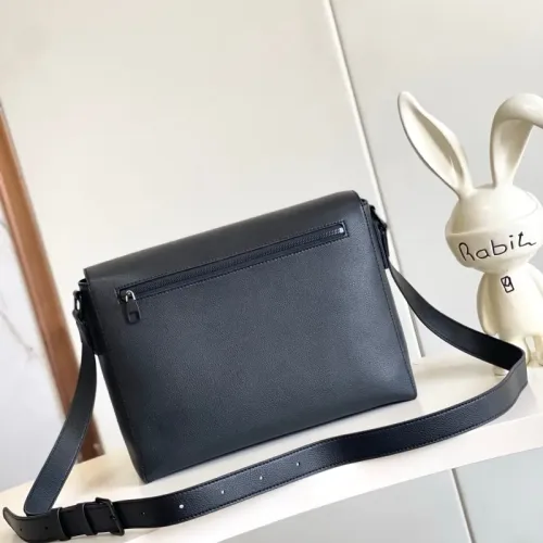 Cheap Louis Vuitton AAA Man Messenger Bags #1393230 Replica Wholesale [$175.00 USD] [ITEM#1393230] on Replica Louis Vuitton AAA Man Messenger Bags