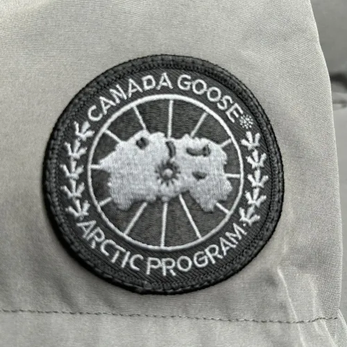 Cheap Canada Goose Down Feather Coat Long Sleeved For Unisex #1393293 Replica Wholesale [$132.00 USD] [ITEM#1393293] on Replica Canada Goose Down Feather Coat
