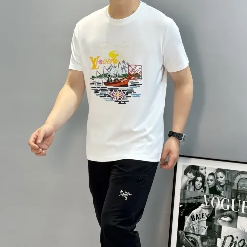 Cheap Louis Vuitton LV T-Shirts Short Sleeved For Men #1393377 Replica Wholesale [$80.00 USD] [ITEM#1393377] on Replica Louis Vuitton LV T-Shirts