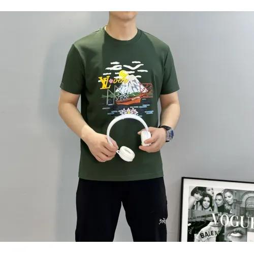 Cheap Louis Vuitton LV T-Shirts Short Sleeved For Men #1393378 Replica Wholesale [$80.00 USD] [ITEM#1393378] on Replica Louis Vuitton LV T-Shirts