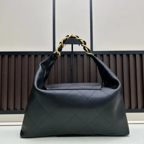 Cheap Chanel AAA Quality Shoulder Bags For Women #1393576 Replica Wholesale [$100.00 USD] [ITEM#1393576] on Replica Chanel AAA Quality Shoulder Bags