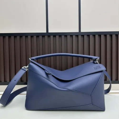 LOEWE AAA Quality Messenger Bags For Women #1393631