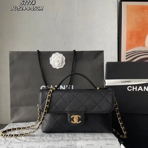 Chanel AAA Quality Messenger Bags For Women #1393640