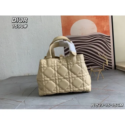 Cheap Christian Dior AAA Quality Handbags For Women #1393719 Replica Wholesale [$100.00 USD] [ITEM#1393719] on Replica Christian Dior AAA Quality Handbags