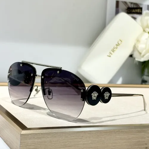 Versace AAA Quality Sunglasses #1393776