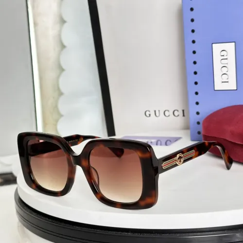 Gucci AAA Quality Sunglasses #1394619