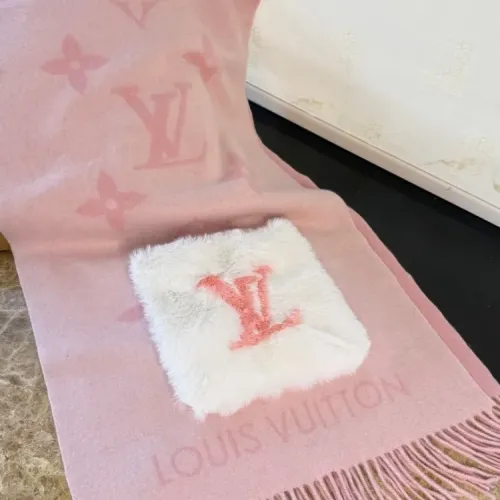Cheap Louis Vuitton Scarf #1395038 Replica Wholesale [$68.00 USD] [ITEM#1395038] on Replica Louis Vuitton Scarf