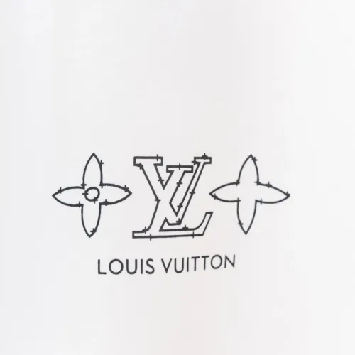 Cheap Louis Vuitton LV T-Shirts Short Sleeved For Men #1395895 Replica Wholesale [$36.00 USD] [ITEM#1395895] on Replica Louis Vuitton LV T-Shirts