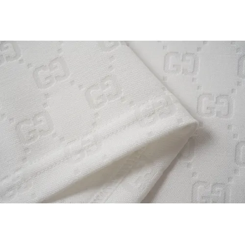 Cheap Gucci T-Shirts Short Sleeved For Unisex #1395932 Replica Wholesale [$32.00 USD] [ITEM#1395932] on Replica Gucci T-Shirts