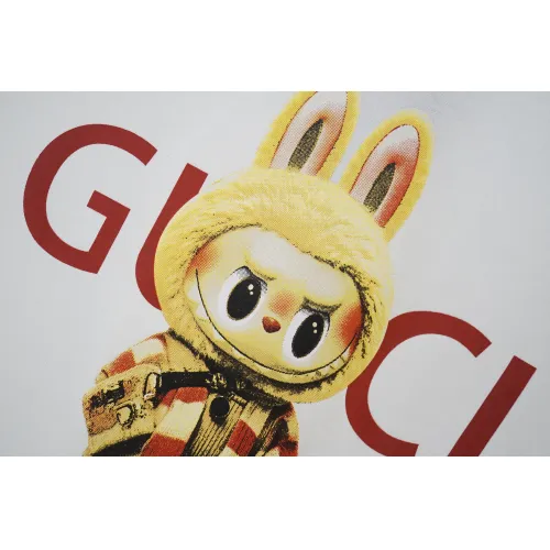 Cheap Gucci T-Shirts Short Sleeved For Unisex #1395934 Replica Wholesale [$32.00 USD] [ITEM#1395934] on Replica Gucci T-Shirts