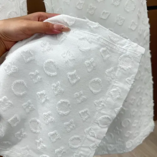 Cheap Louis Vuitton LV Jeans For Women #1395964 Replica Wholesale [$80.00 USD] [ITEM#1395964] on Replica Louis Vuitton LV Jeans