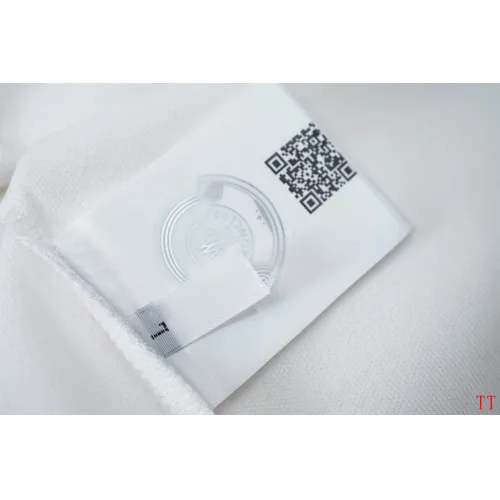 Cheap Moncler T-Shirts Short Sleeved For Men #1396153 Replica Wholesale [$40.00 USD] [ITEM#1396153] on Replica Moncler T-Shirts