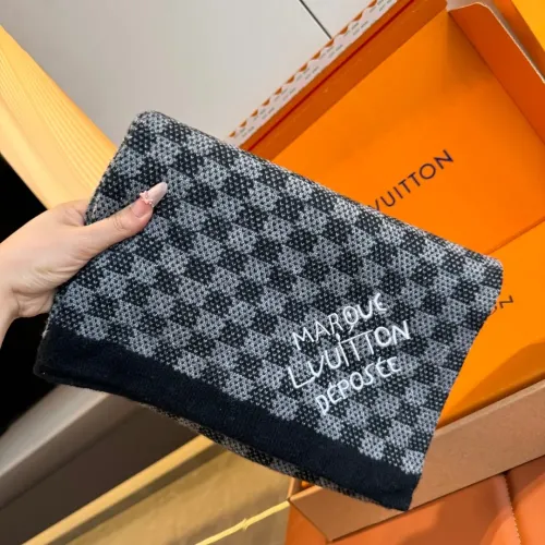 Louis Vuitton Scarf #1396188