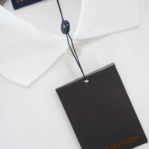 Cheap Louis Vuitton LV T-Shirts Short Sleeved For Men #1396197 Replica Wholesale [$40.00 USD] [ITEM#1396197] on Replica Louis Vuitton LV T-Shirts