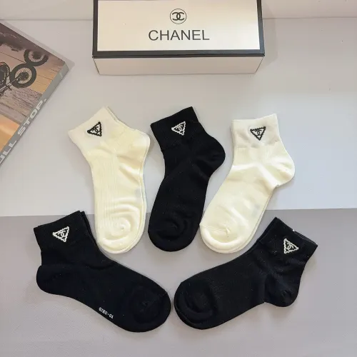 Cheap Chanel Socks #1396403 Replica Wholesale [$29.00 USD] [ITEM#1396403] on Replica Chanel Socks