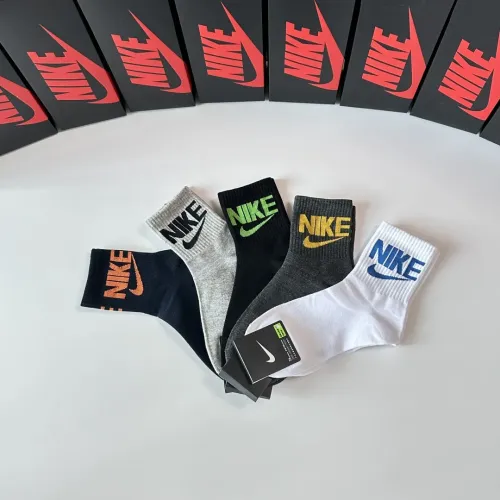 Cheap Nike Socks #1396431 Replica Wholesale [$27.00 USD] [ITEM#1396431] on Replica Nike Socks