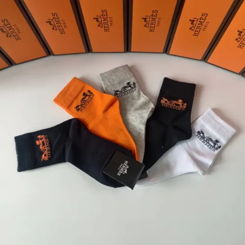 Cheap Hermes Socks #1396440 Replica Wholesale [$27.00 USD] [ITEM#1396440] on Replica Hermes Socks