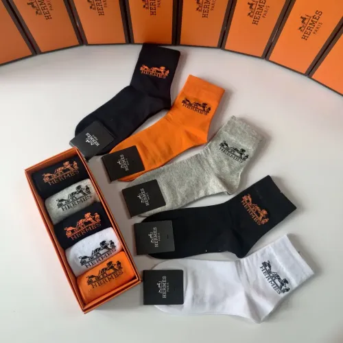Cheap Hermes Socks #1396440 Replica Wholesale [$27.00 USD] [ITEM#1396440] on Replica Hermes Socks