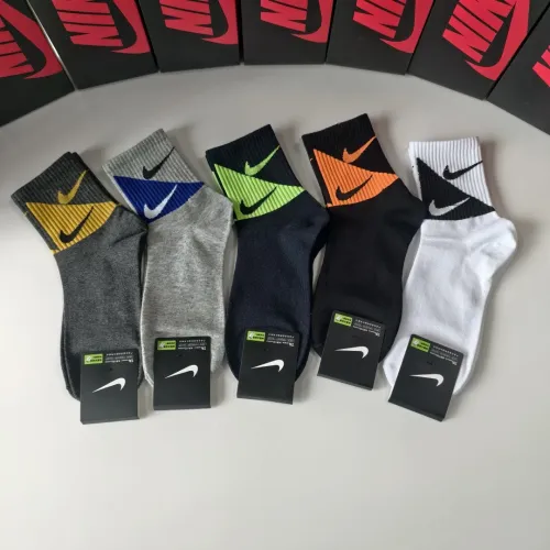 Cheap Nike Socks #1396441 Replica Wholesale [$27.00 USD] [ITEM#1396441] on Replica Nike Socks