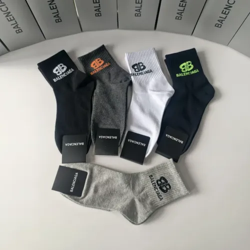 Cheap Balenciaga Socks #1396455 Replica Wholesale [$27.00 USD] [ITEM#1396455] on Replica Balenciaga Socks