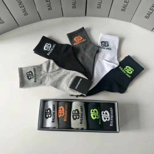 Cheap Balenciaga Socks #1396455 Replica Wholesale [$27.00 USD] [ITEM#1396455] on Replica Balenciaga Socks