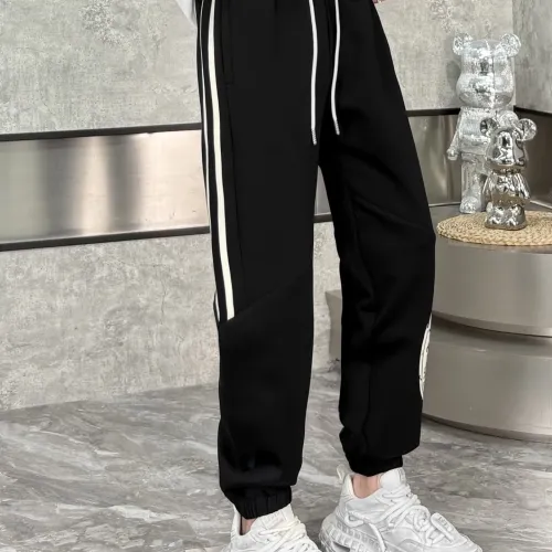 Cheap Louis Vuitton LV Pants For Men #1396520 Replica Wholesale [$72.00 USD] [ITEM#1396520] on Replica Louis Vuitton LV Pants