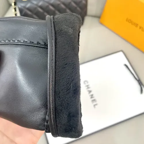 Cheap Louis Vuitton LV Gloves For Men #1396662 Replica Wholesale [$48.00 USD] [ITEM#1396662] on Replica Louis Vuitton LV Gloves