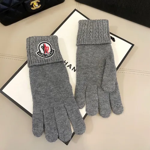 Cheap Moncler Gloves #1396681 Replica Wholesale [$38.00 USD] [ITEM#1396681] on Replica Moncler Gloves