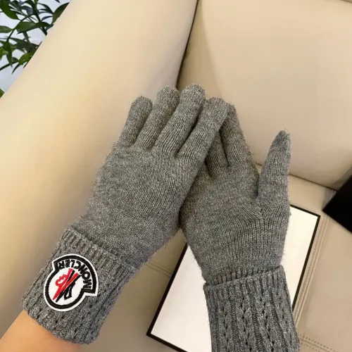 Cheap Moncler Gloves #1396681 Replica Wholesale [$38.00 USD] [ITEM#1396681] on Replica Moncler Gloves