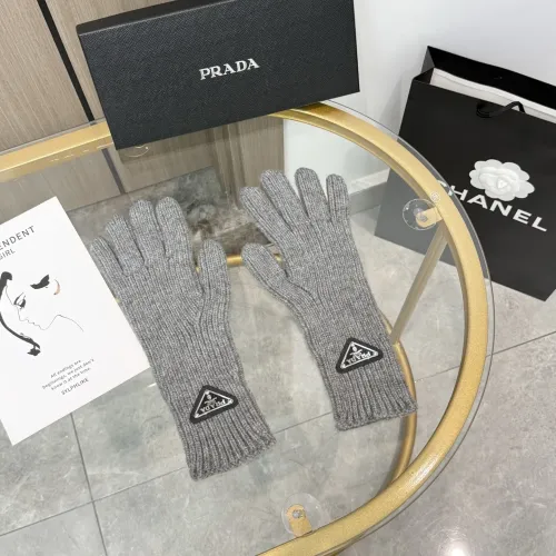 Cheap Prada Gloves #1396837 Replica Wholesale [$38.00 USD] [ITEM#1396837] on Replica Prada Gloves