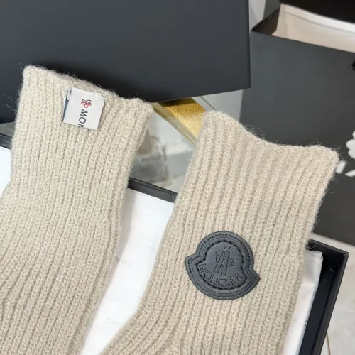 Cheap Moncler Gloves #1396882 Replica Wholesale [$36.00 USD] [ITEM#1396882] on Replica Moncler Gloves
