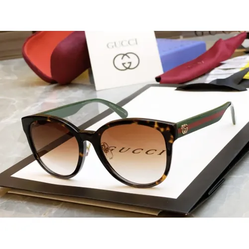 Gucci AAA Quality Sunglasses #1396984