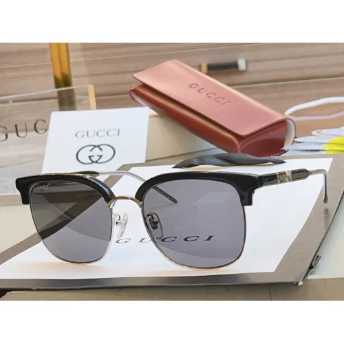 Gucci AAA Quality Sunglasses #1396993