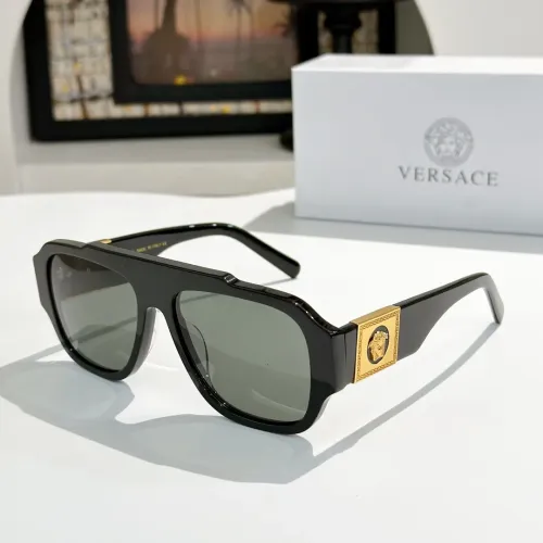 Versace AAA Quality Sunglasses #1397062