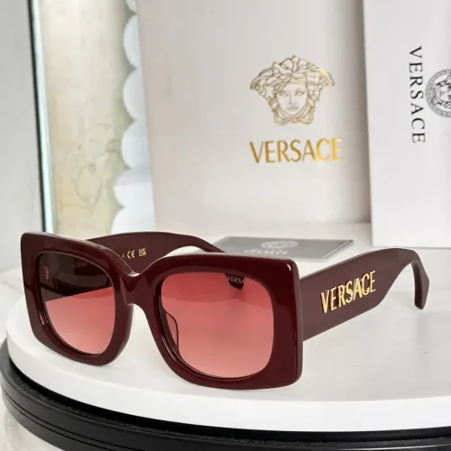 Versace AAA Quality Sunglasses #1397099