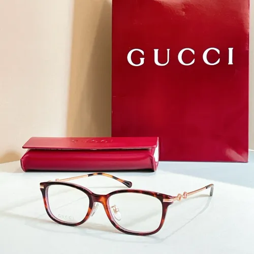 Gucci Fashion Goggles #1397169