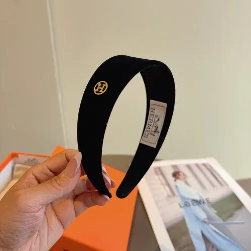 Cheap Hermes Headband For Women #1397205 Replica Wholesale [$27.00 USD] [ITEM#1397205] on Replica Hermes Headband
