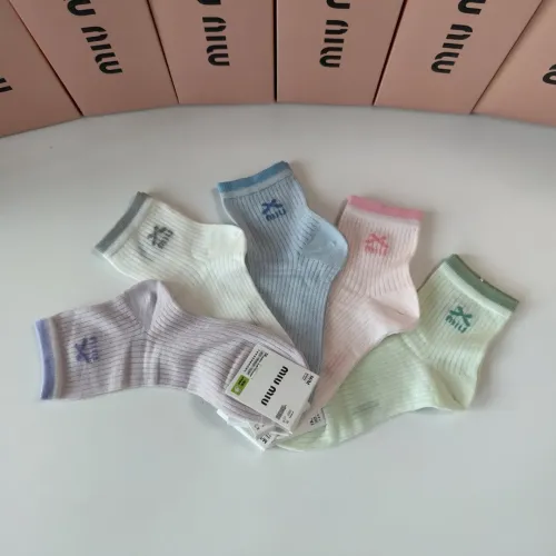 Cheap MIU MIU Socks #1397213 Replica Wholesale [$27.00 USD] [ITEM#1397213] on Replica MIU MIU Socks