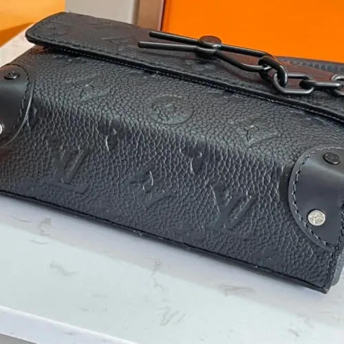 Cheap Louis Vuitton AAA Man Messenger Bags #1397350 Replica Wholesale [$140.00 USD] [ITEM#1397350] on Replica Louis Vuitton AAA Man Messenger Bags