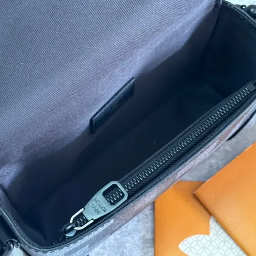 Cheap Louis Vuitton AAA Man Messenger Bags #1397353 Replica Wholesale [$155.00 USD] [ITEM#1397353] on Replica Louis Vuitton AAA Man Messenger Bags