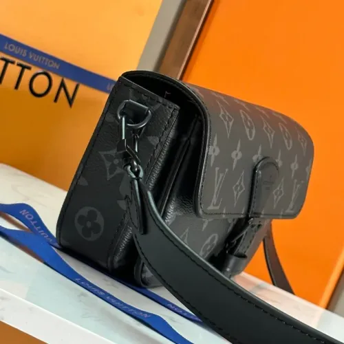 Cheap Louis Vuitton AAA Man Messenger Bags #1397357 Replica Wholesale [$132.00 USD] [ITEM#1397357] on Replica Louis Vuitton AAA Man Messenger Bags