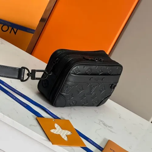 Cheap Louis Vuitton AAA Man Messenger Bags #1397366 Replica Wholesale [$140.00 USD] [ITEM#1397366] on Replica Louis Vuitton AAA Man Messenger Bags
