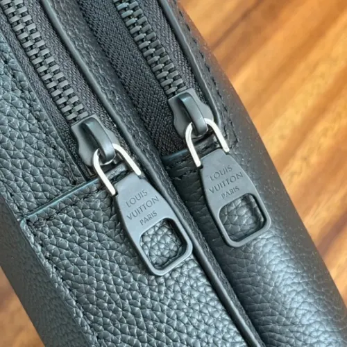 Cheap Louis Vuitton AAA Man Messenger Bags #1397374 Replica Wholesale [$155.00 USD] [ITEM#1397374] on Replica Louis Vuitton AAA Man Messenger Bags