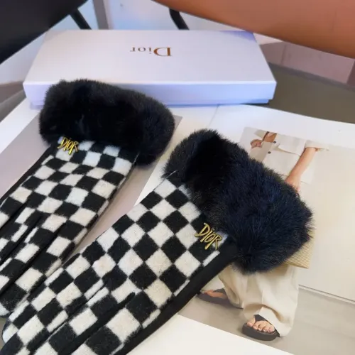 Cheap Christian Dior Gloves For Women #1397395 Replica Wholesale [$38.00 USD] [ITEM#1397395] on Replica Christian Dior Gloves