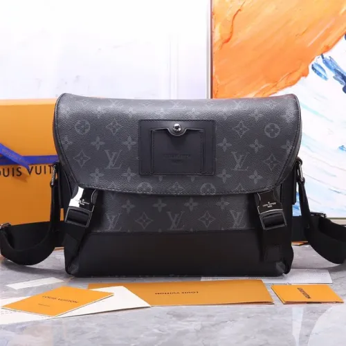Louis Vuitton AAA Man Messenger Bags #1397418