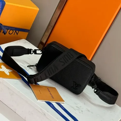 Louis Vuitton AAA Man Messenger Bags #1397422