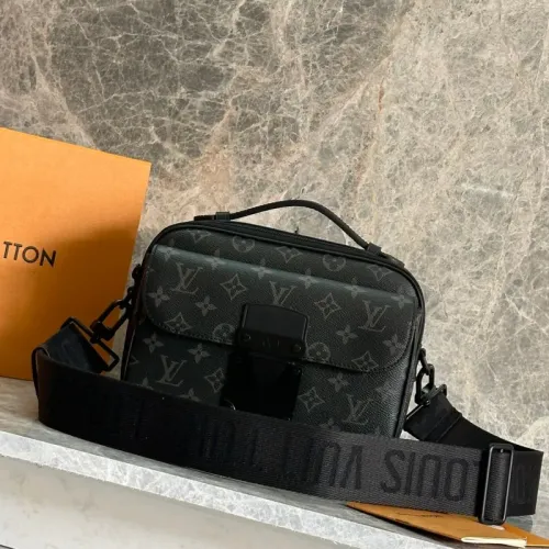 Louis Vuitton AAA Man Messenger Bags #1397431