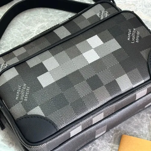 Cheap Louis Vuitton AAA Man Messenger Bags #1397441 Replica Wholesale [$175.00 USD] [ITEM#1397441] on Replica Louis Vuitton AAA Man Messenger Bags