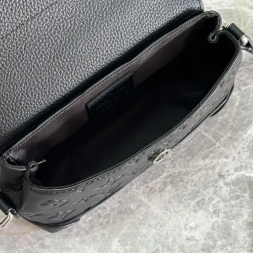 Cheap Louis Vuitton AAA Man Messenger Bags #1397446 Replica Wholesale [$140.00 USD] [ITEM#1397446] on Replica Louis Vuitton AAA Man Messenger Bags