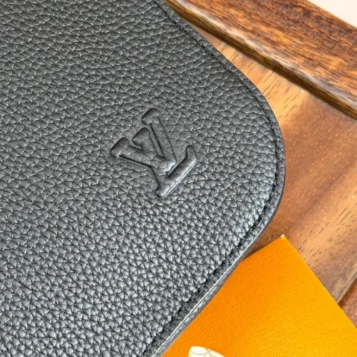 Cheap Louis Vuitton AAA Man Handbags #1397450 Replica Wholesale [$192.00 USD] [ITEM#1397450] on Replica Louis Vuitton AAA Man Handbags